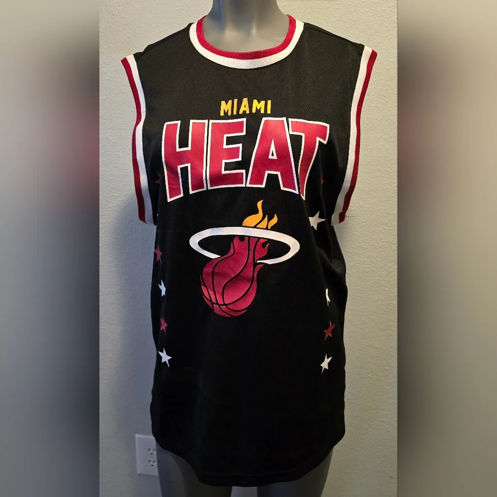 NBA Miami Heat #88 Jersey Size Medium Mens Ultra Game
